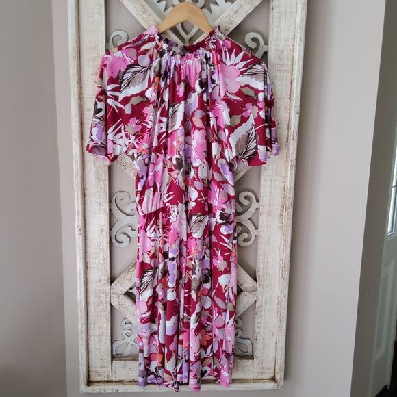 Maggy London Women's Flutter Sleeve Ruffle High Neck Blouson A-Line Midi Dress - Picture 8 of 15